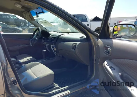 2004 Nissan Sentra 1.8S z USA, uszkodzony, nr VIN 3N1CB51DX4L916850